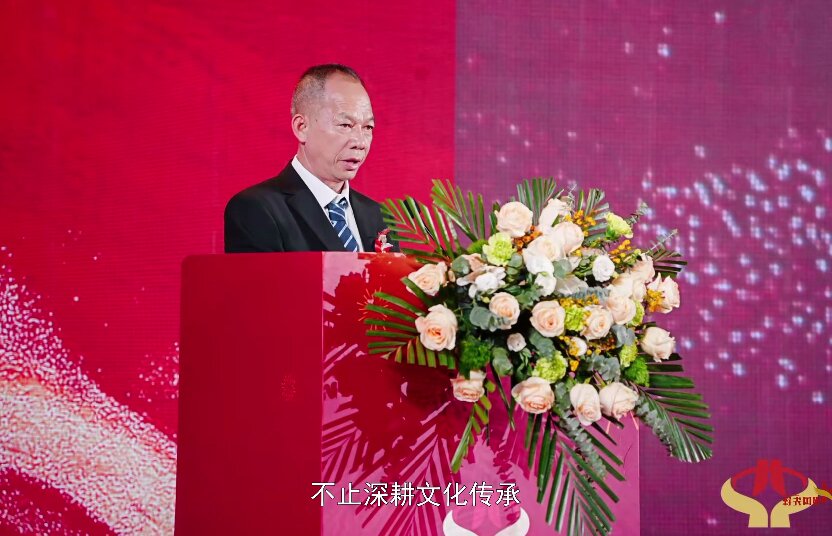 强国先锋--邱佛英